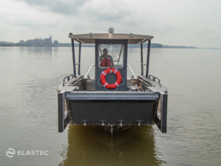 Aluminum landing boat front