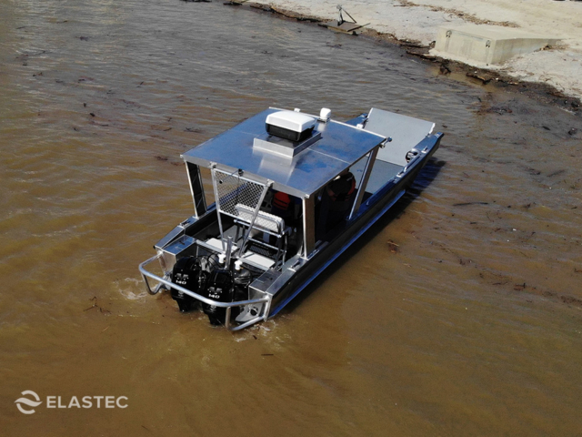 28 foot Tulsa landing boat rear