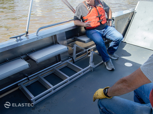 23 Foot Landing Boat with Jump Seats